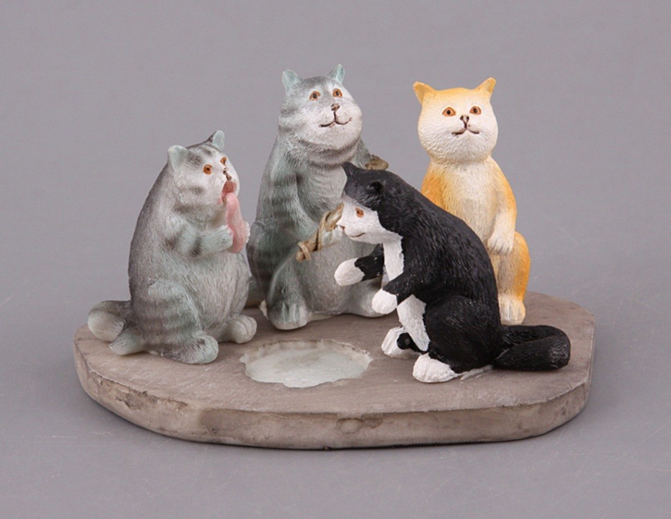 Фигурка Четыре кошки