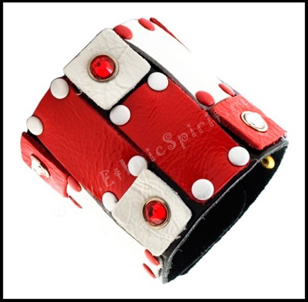 Широкий кожаный браслет со стразами Swarovski RedWhite