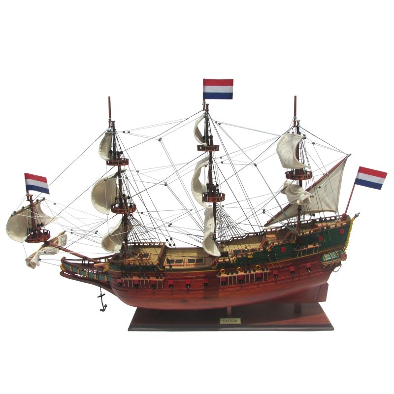 Модель парусника Batavia 83*19*75 см.