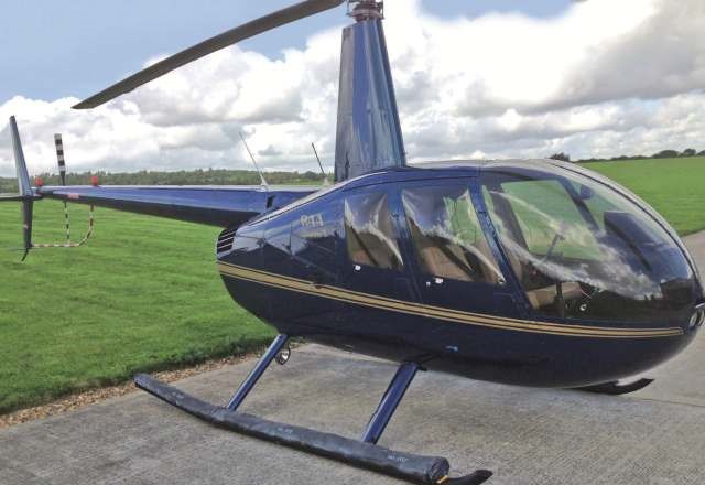 Обзорный полёт на вертолете Robinson R44 (30 минут)