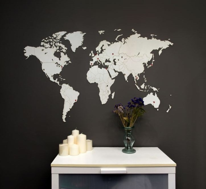 Белая деревянная карта мира World Map Wall Decoration Medium