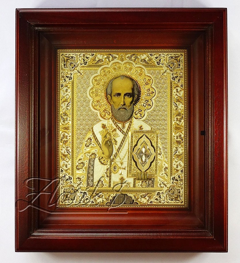 Икона Николая Чудотворца в киоте