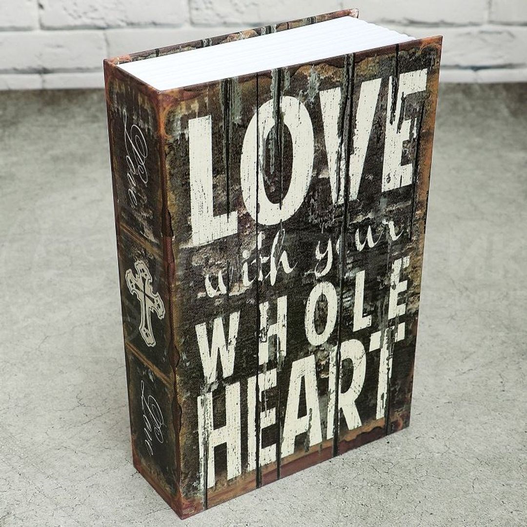 Книга - сейф Love with your whole heart