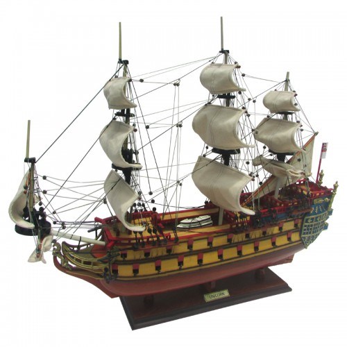 Модель парусника Unicorn Wood