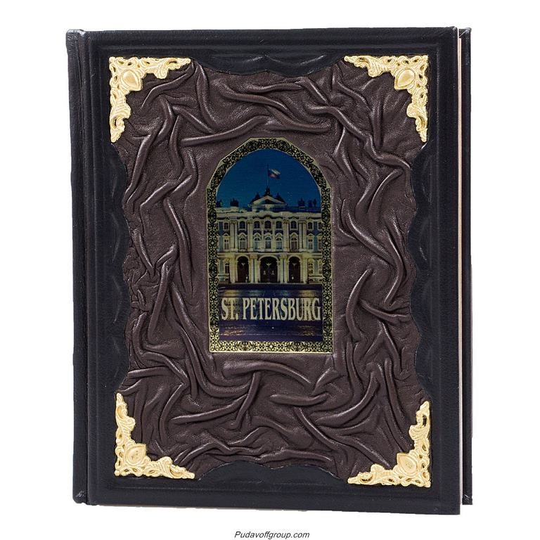 Книга о Санкт-Петербурге на английском языке