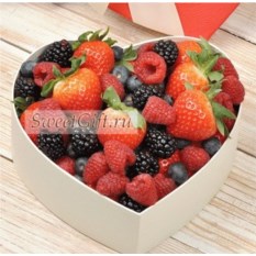 Ягодная коробочка Tutti Frutti Love is