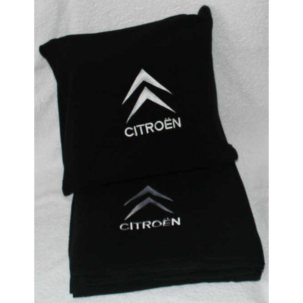 Черный плед с белой вышивкой Citroen