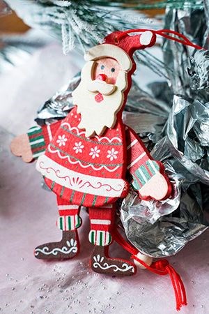Ёлочная игрушка Санта плясун-марионетка