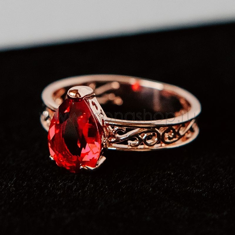 Кольцо «Рубиновые капли» с кристаллами Swarovski