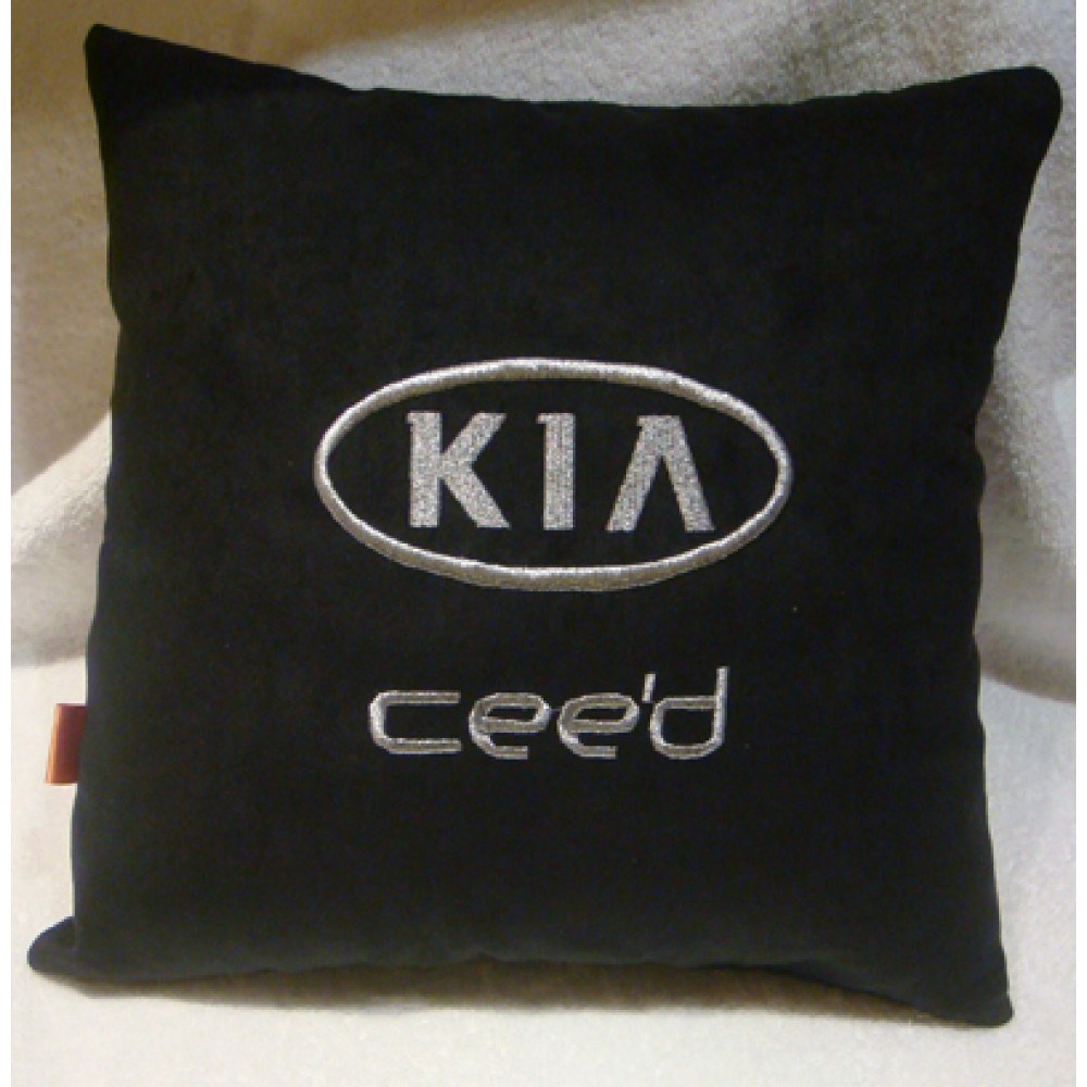 Черная с серебристой вышивкой подушка Kia ceed