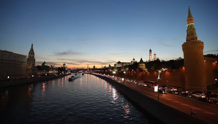 Романтический ужин с дискотекой для двоих на теплоходе