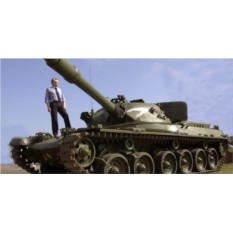 Сертификат Поездка на танке и посещение музея для 1-4 чел.