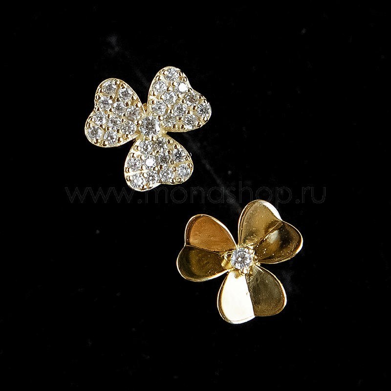 Серебряные серьги с белыми фианитами Трилистник