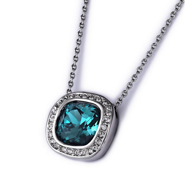 Кулон с кристаллами Swarovski Вера