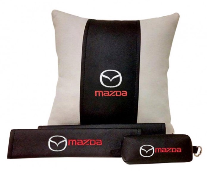Набор из подушки и накладки на ремень и ключницы Mazda