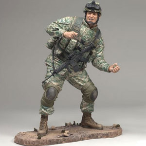 MCFARLANE MILITARY - ARMY INFANTRY GRENADIER 6
