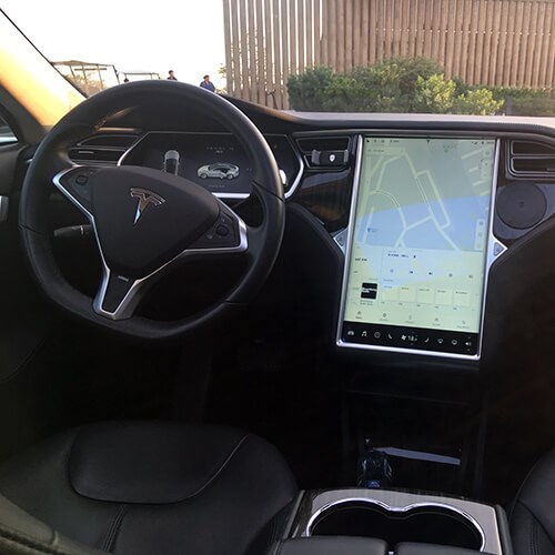 Аренда Tesla Model S (1 час)