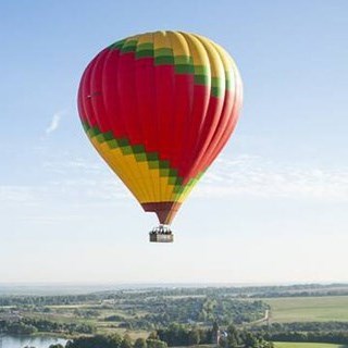 Полет на воздушном шаре для четверых взрослых + 1 ребенок