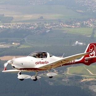 Обзорный полет на Aquila A 210 (20 минут)