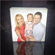 Оригинальный лайтбокс с семейной фотографией