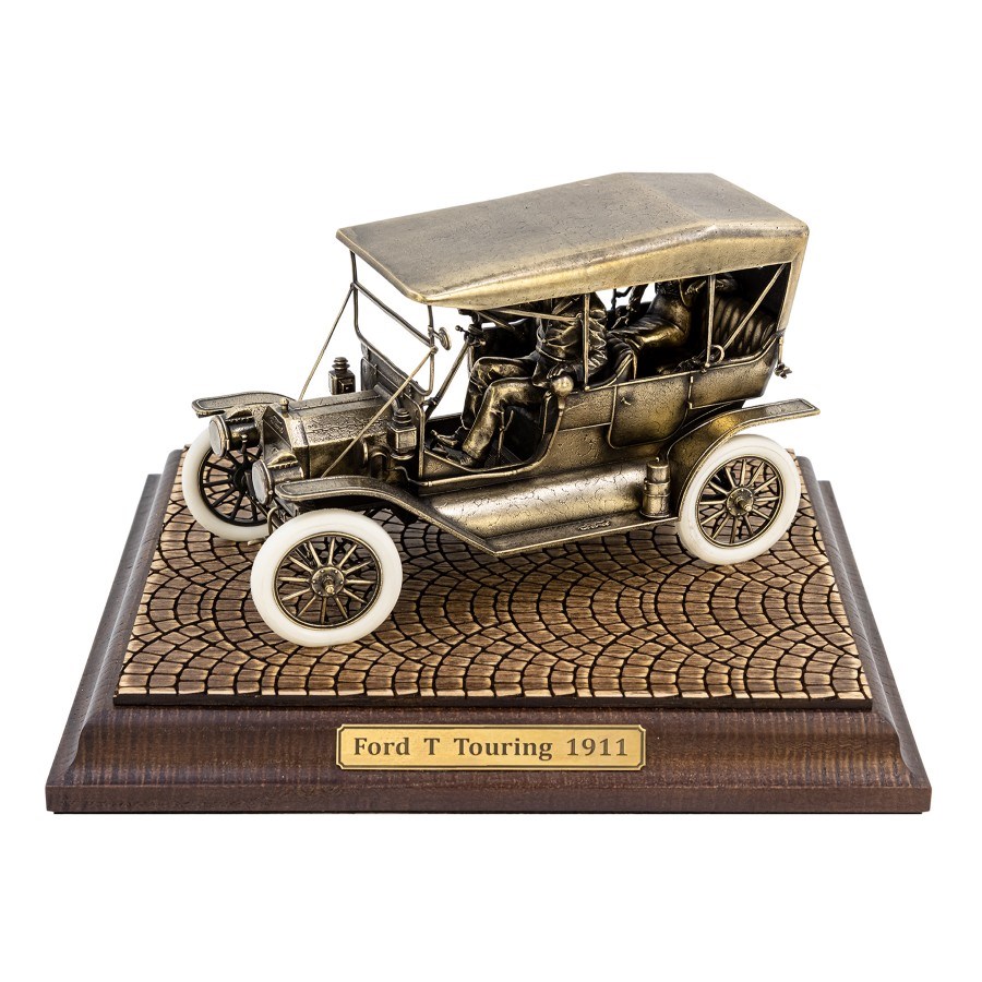 Диорама FORD T TOURING 1911 г. 1:24