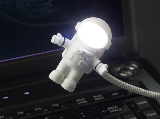 Светодиодный usb-светильник Космонавт
