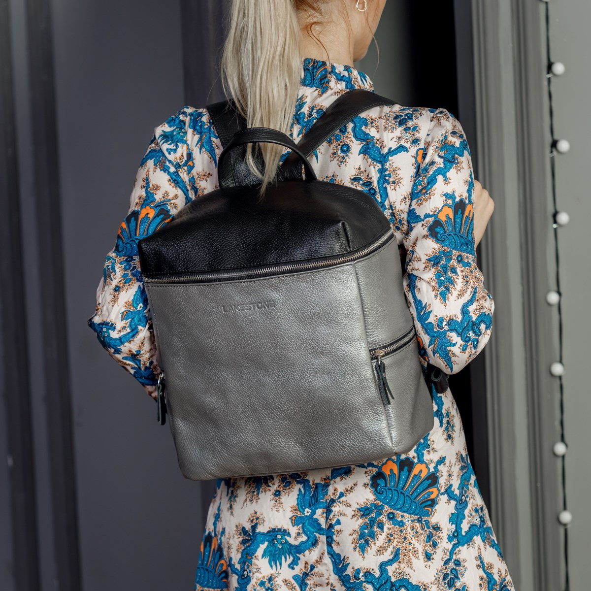 Женский кожаный рюкзак Gipsy Silver Grey