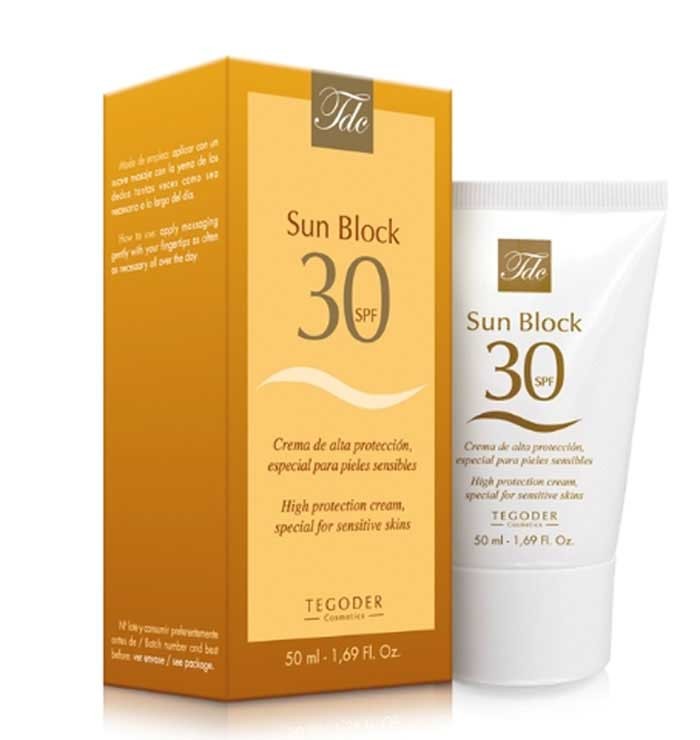 Солнцезащитный крем для лица SPF-30 с тонирующим пигментом
