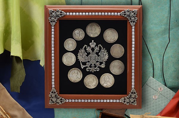 Настенная ключница 300 лет династии Романовых
