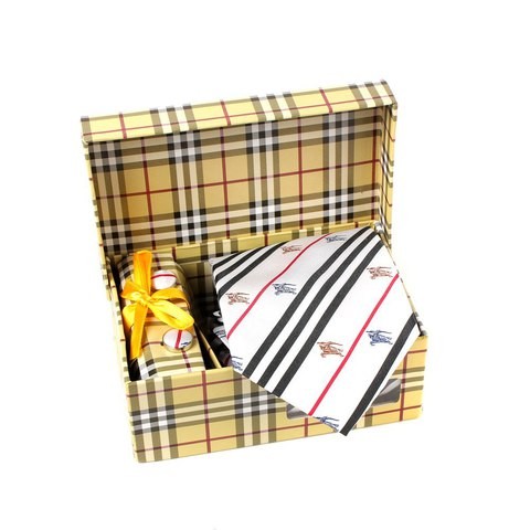 BURBERY Галстук + запонки + платок
