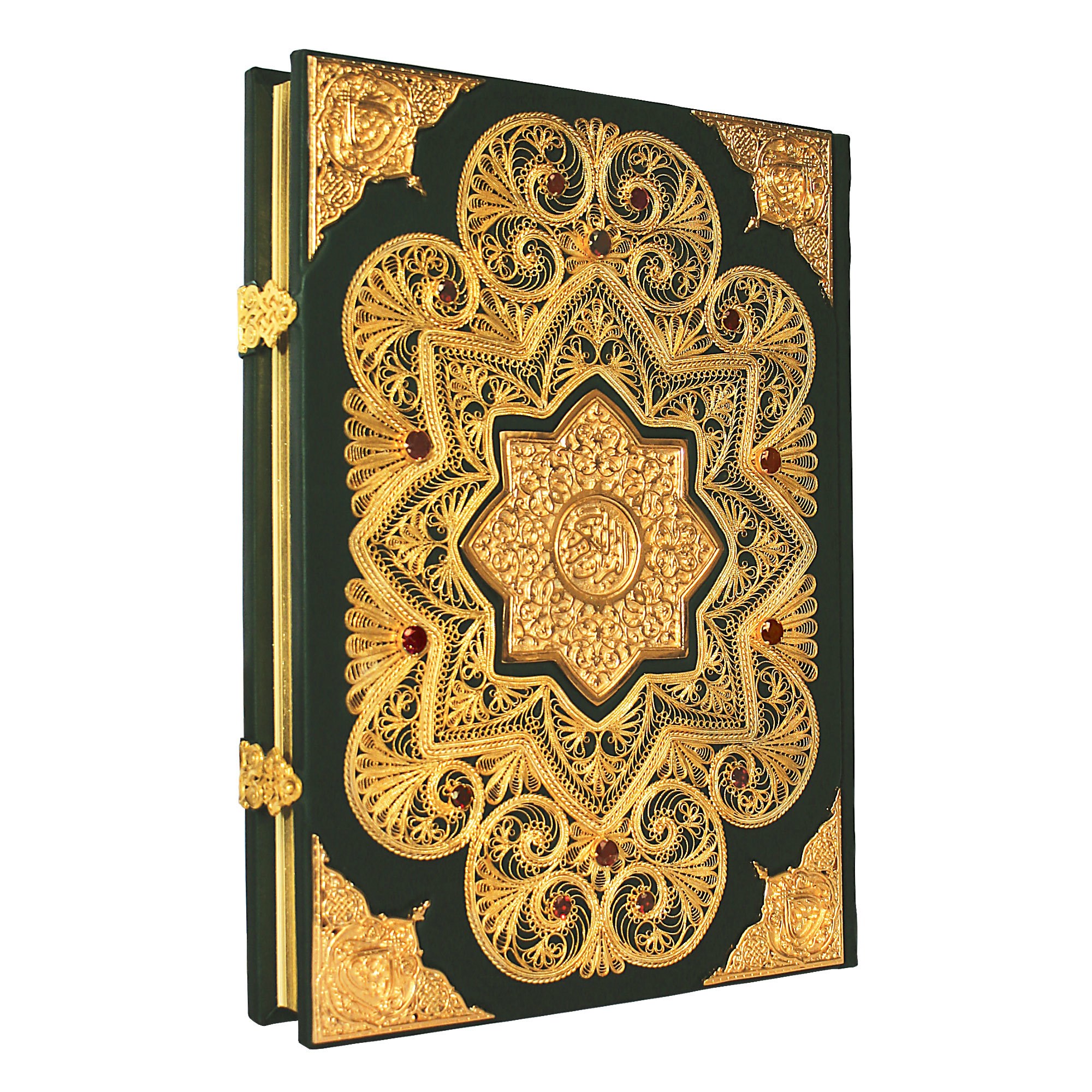 Книга Коран на арабском языке с филигранью и гранатами