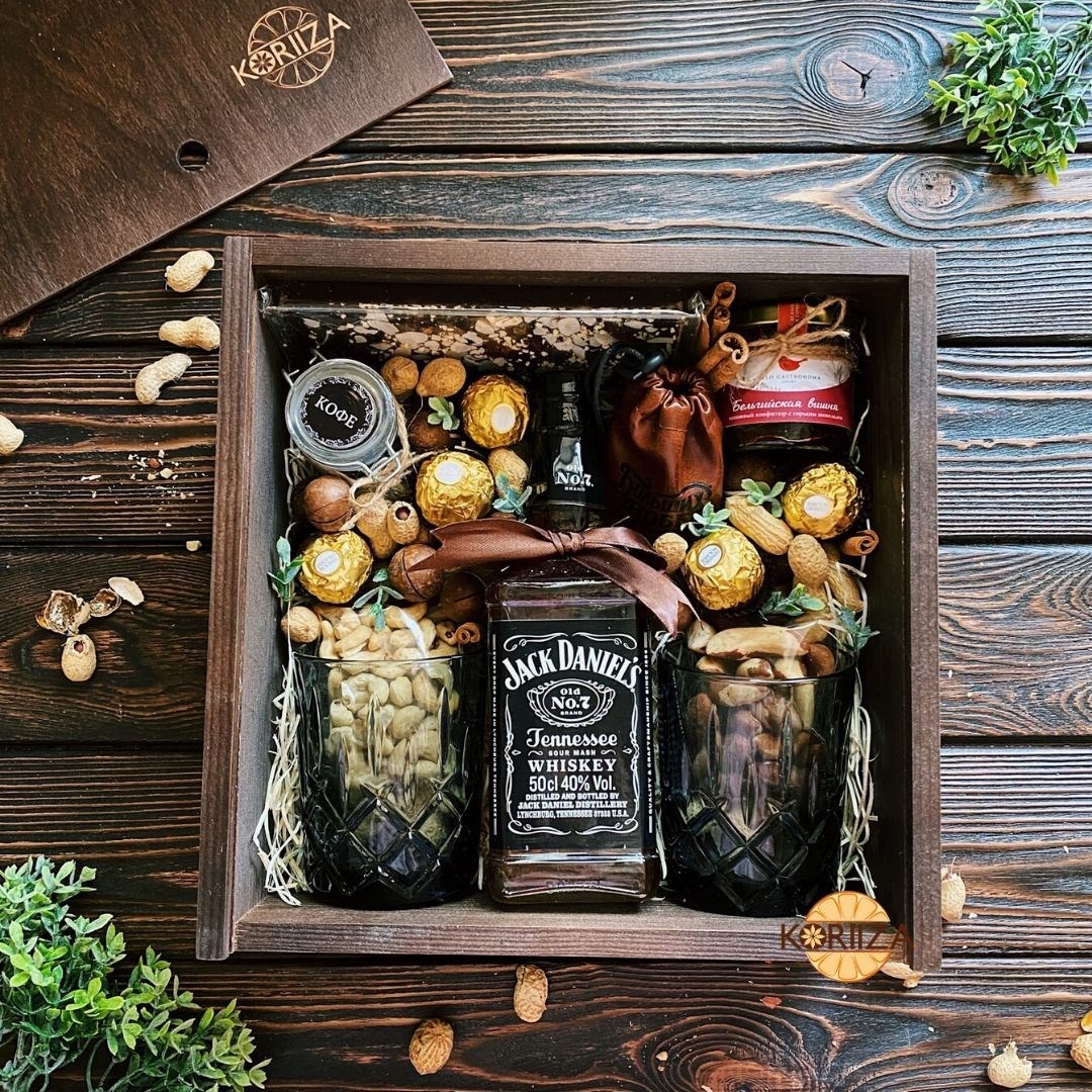 Подарочный набор Whiskey Box | Подарочные наборы для мужчин