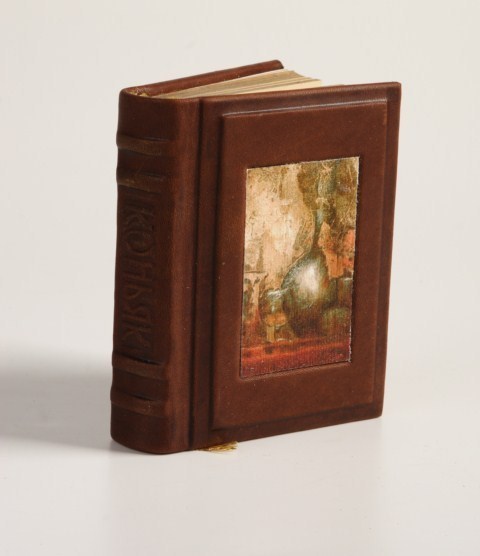 Книга-миниатюра Коньяк