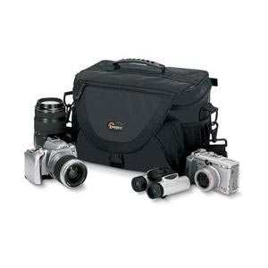 Сумка LowePro Nova