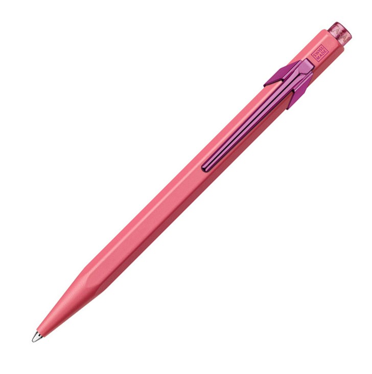 Шариковая ручка Carandache Claim your style-Pink