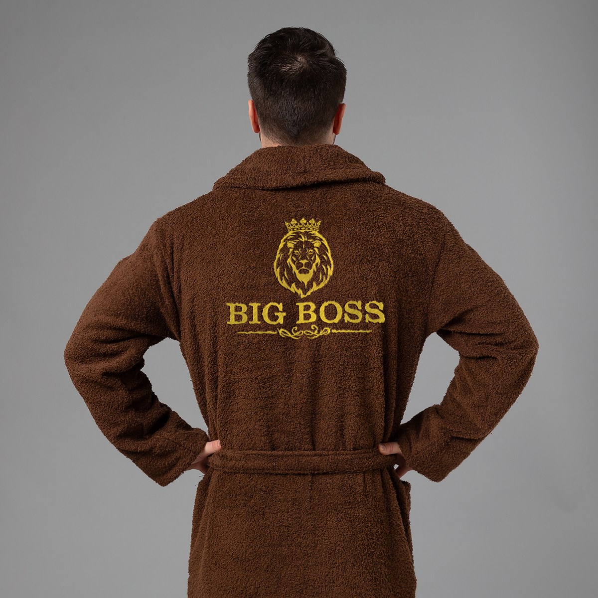 Мужской халат с вышивкой BigBoss (коричневый)