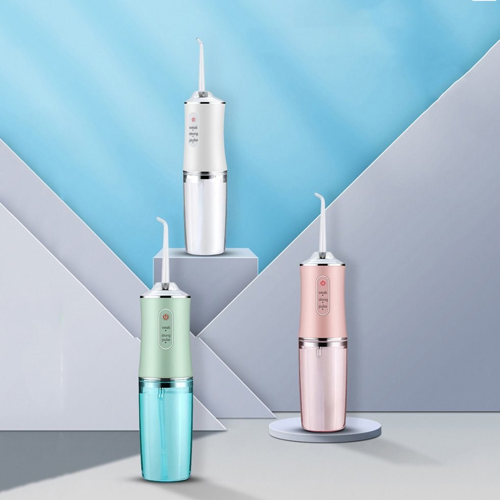 Электрический ирригатор для полости рта Oral Irrigator, 220 мл, розовый