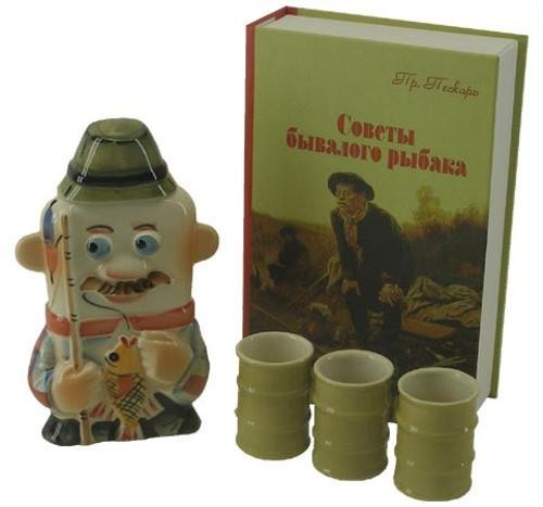 Штоф Рыбак со стопками в футляре-книге
