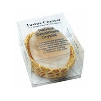 Кристалл свежести в бамбуковой корзинке и пластиковой коробке