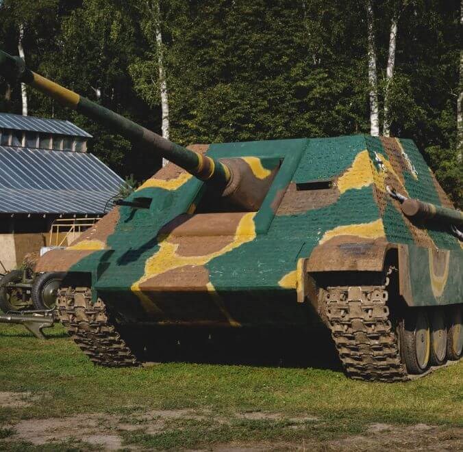 Катание на танке ПТ-САУ Jagdpanther с вождением для одного