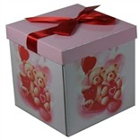 Коробка подарочная средняя