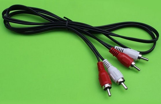 Видеопровод кабель-тюльпан RCA