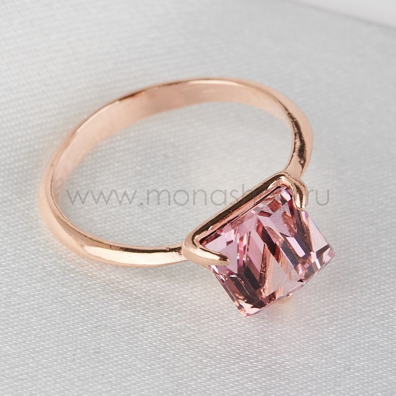 Кольцо Миражи тонкое с кристаллом-кубиком Swarovski