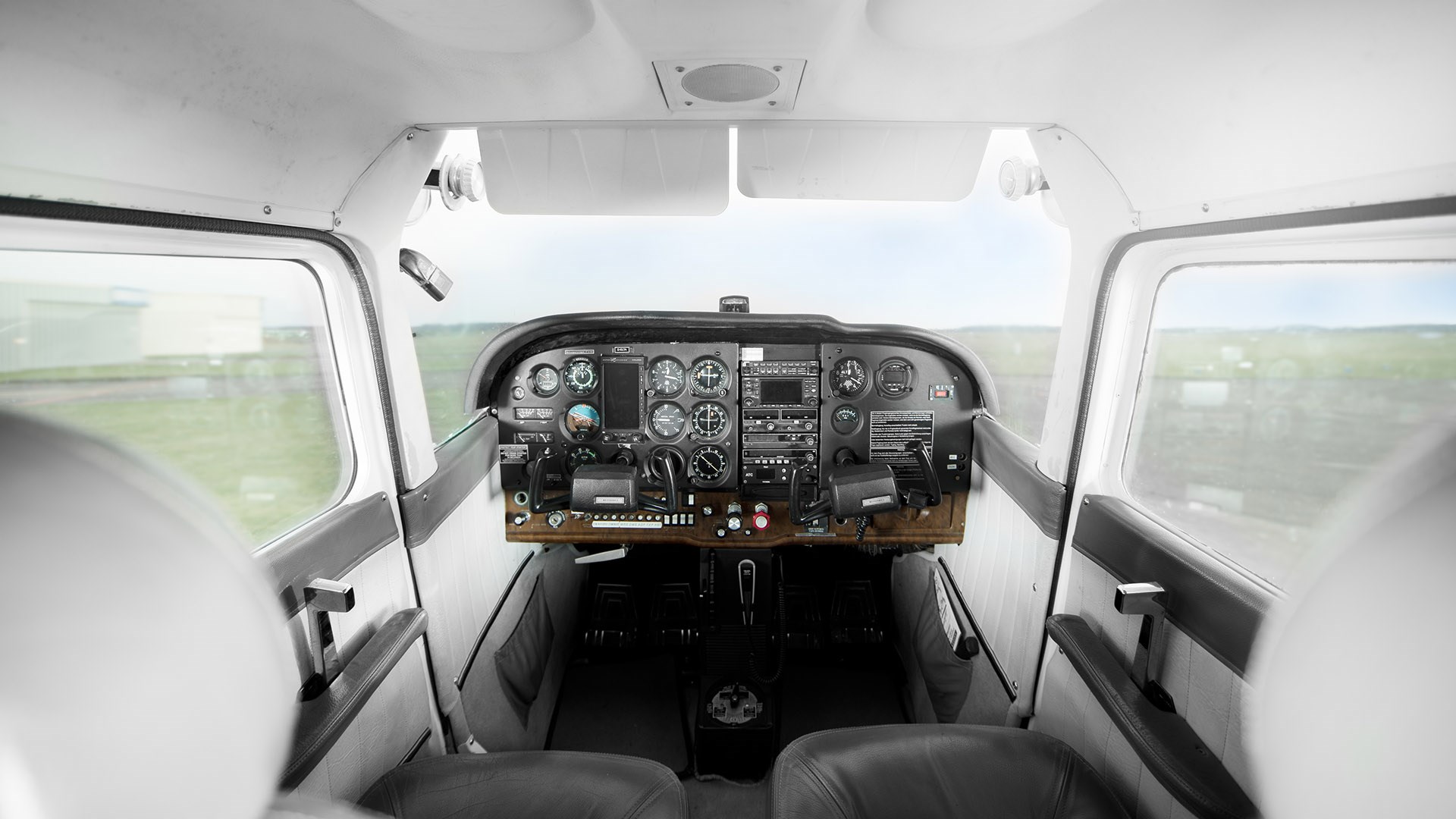 Обучение пилотированию на Cessna-172 (40 минут)
