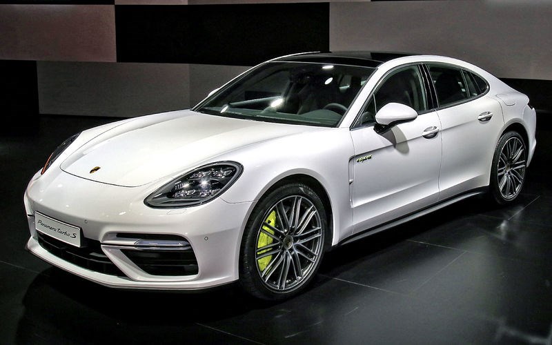 Поездка на Porsche Panamera Turbo (120 мин.), Садовое кольцо