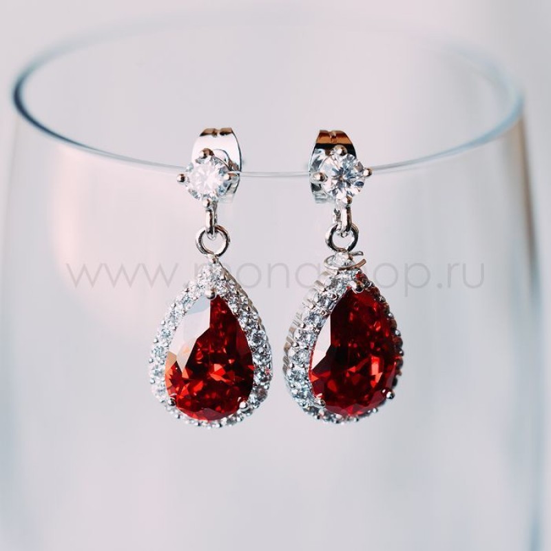 Серьги «Красотка» с красными цирконами