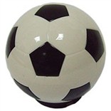 Открывалка «Футбольный мяч»
