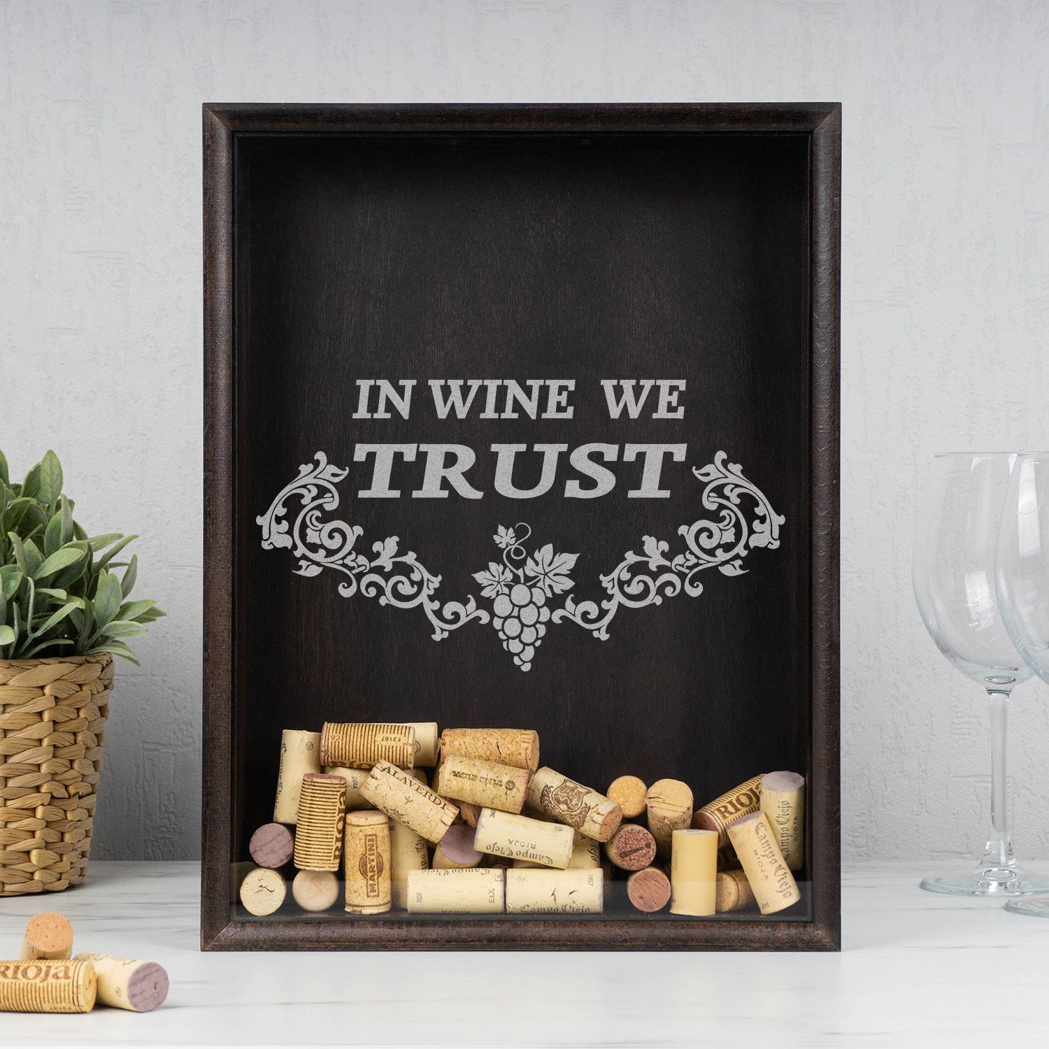 Копилка для пробок In wine we