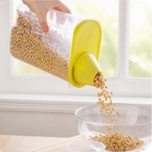 Контейнер для сыпучих продуктов на 1,9 литра