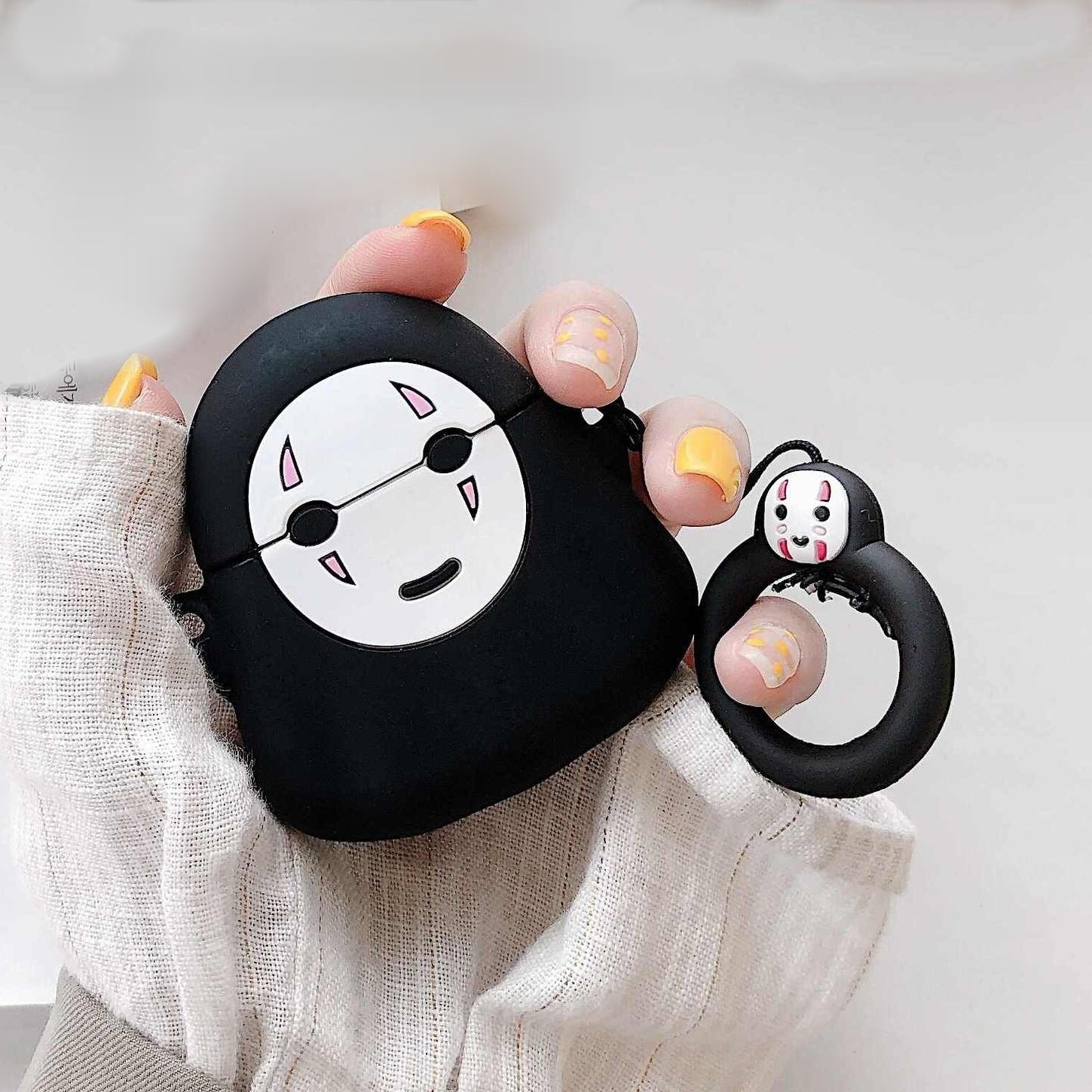 Силиконовый чехол Каонаси для AirPods 1,2 №2